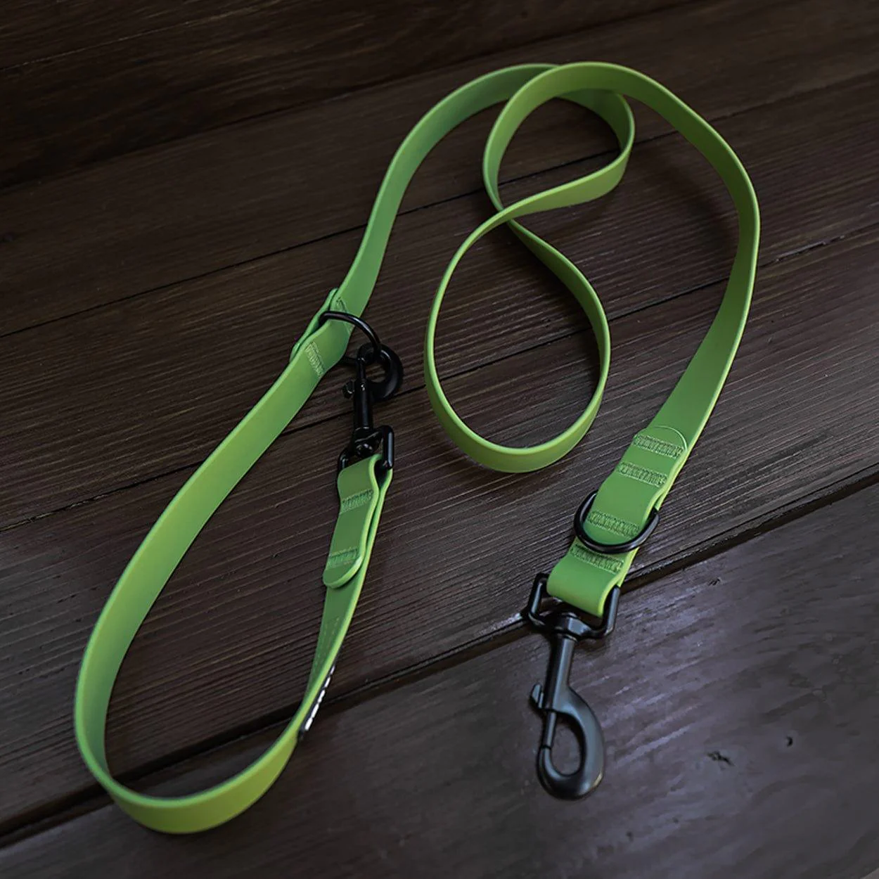 Sage Waterproof Dog Leash - Image 3